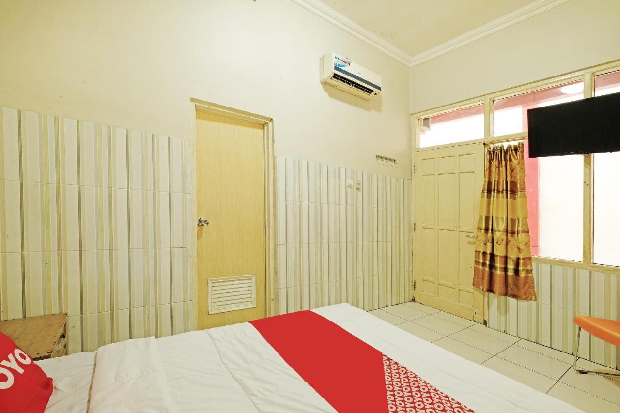 Oyo 91453 Hotel Srikandi Gejayan Yogyakarta Exterior foto