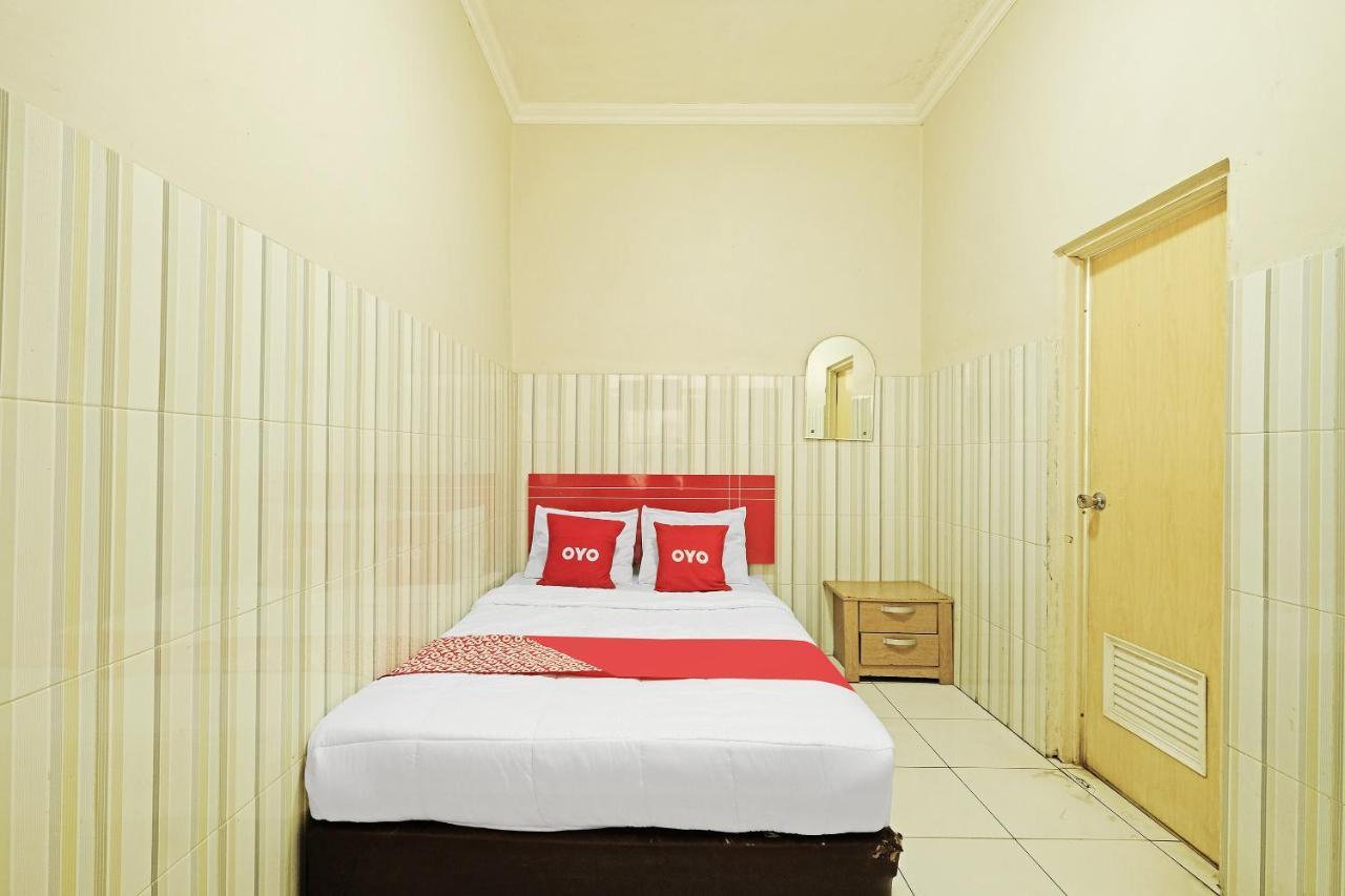 Oyo 91453 Hotel Srikandi Gejayan Yogyakarta Exterior foto
